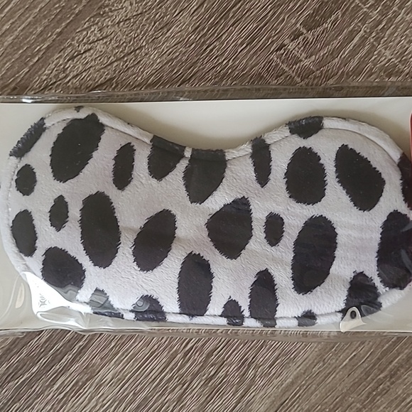 Heys eye shade and ear plug set - Picture 4 of 4